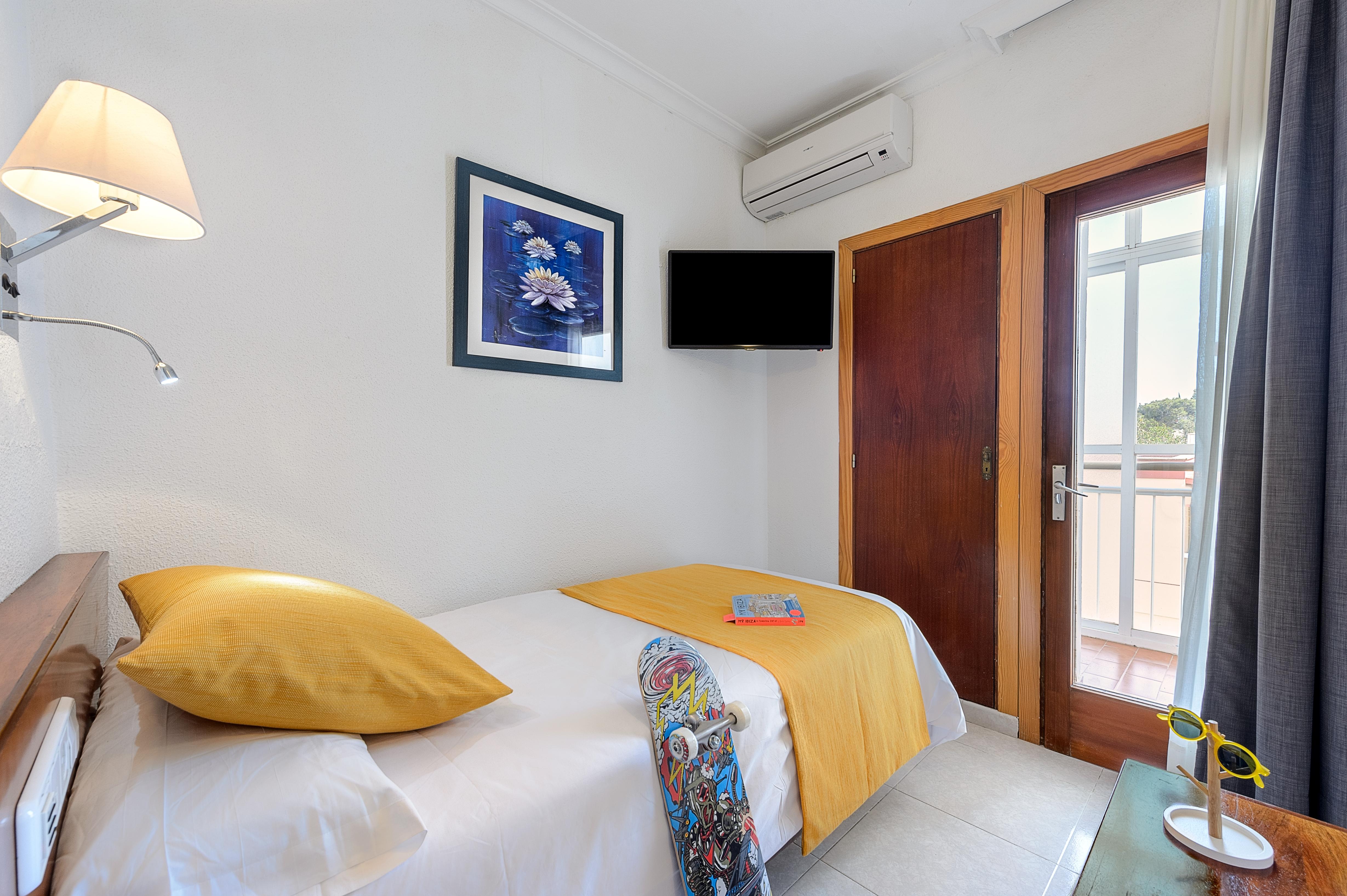 Aparthotel Vibra Bay Sant Antoni de Portmany Zewnętrze zdjęcie