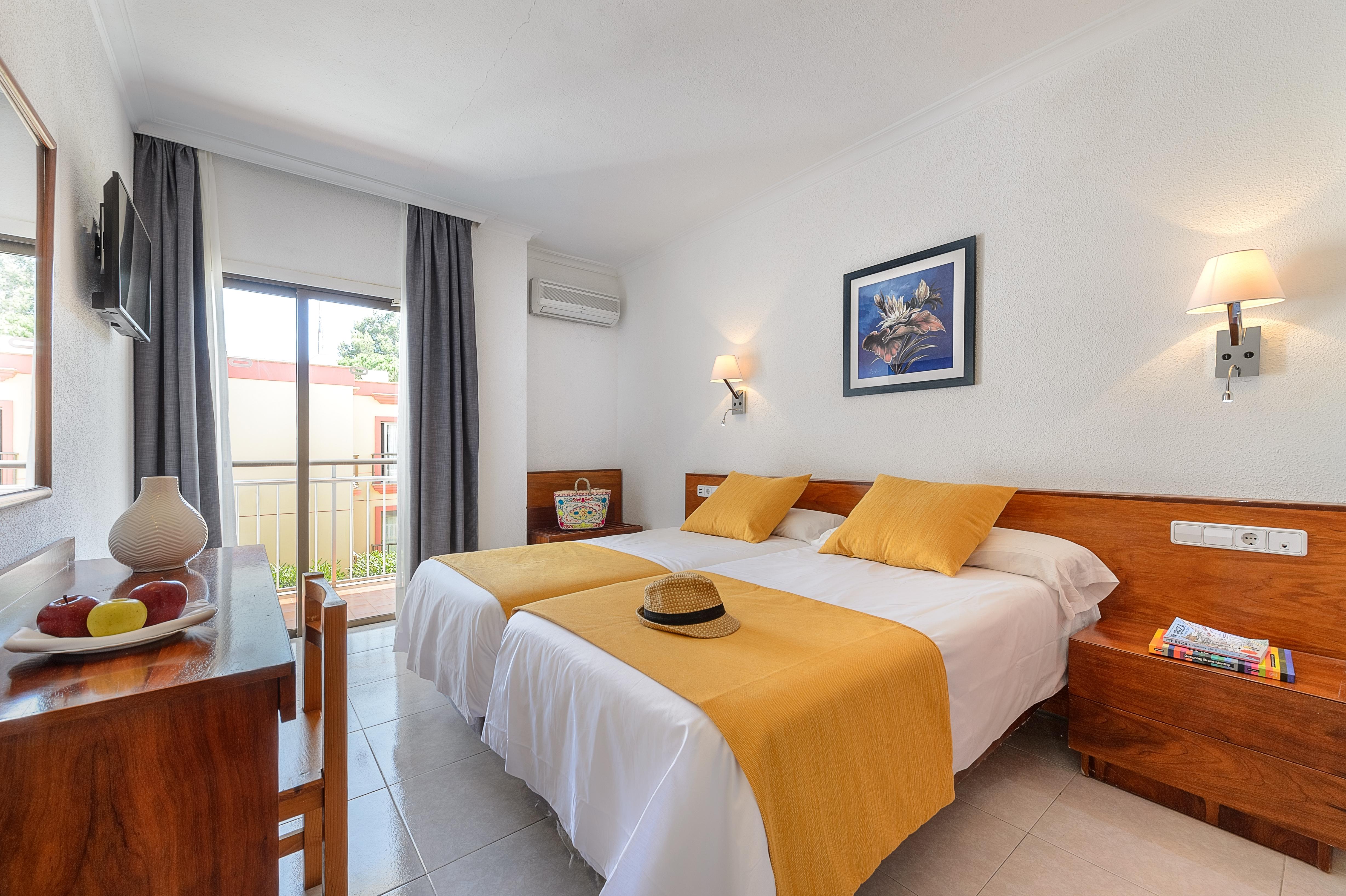 Aparthotel Vibra Bay Sant Antoni de Portmany Zewnętrze zdjęcie