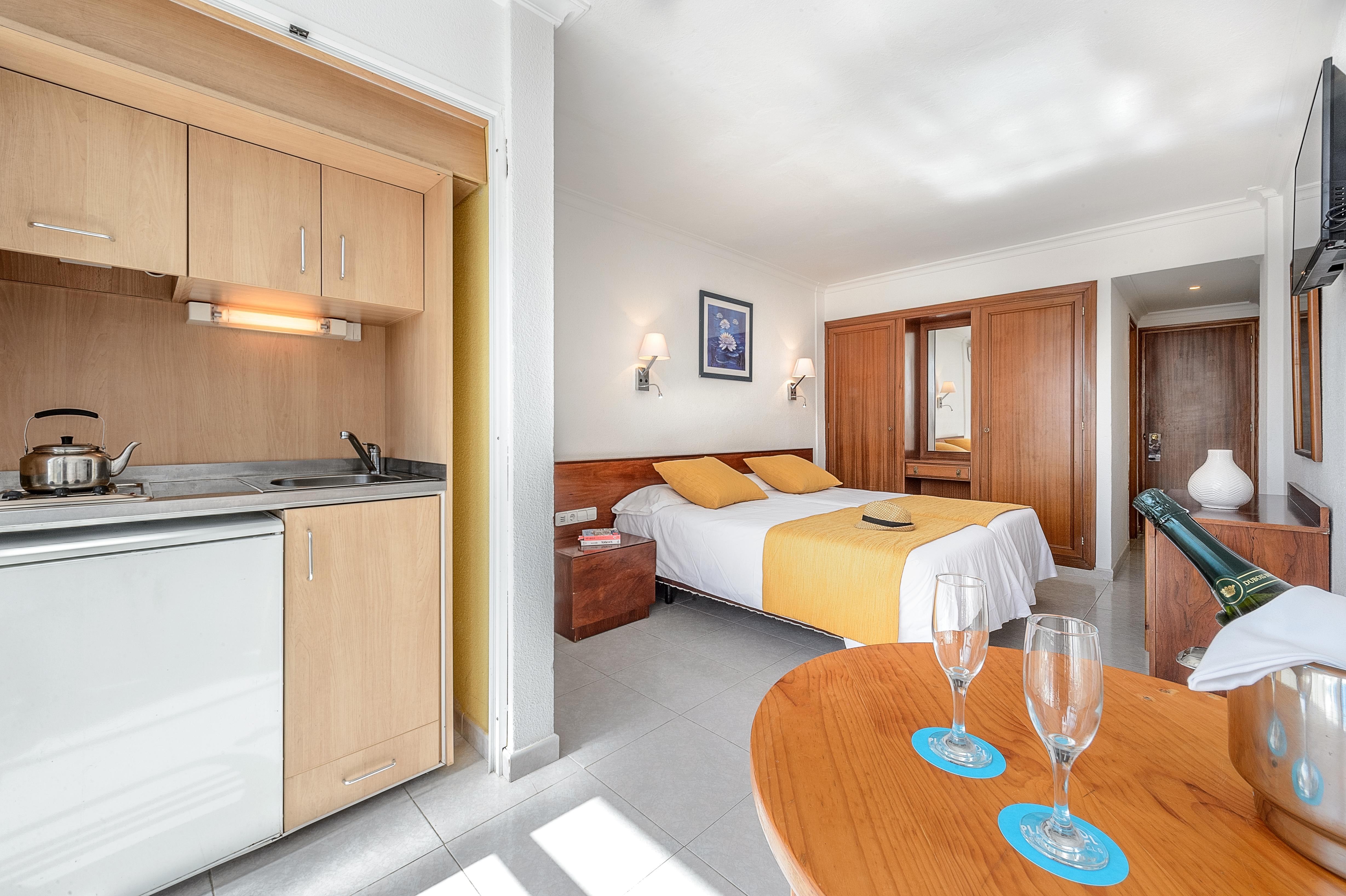 Aparthotel Vibra Bay Sant Antoni de Portmany Zewnętrze zdjęcie