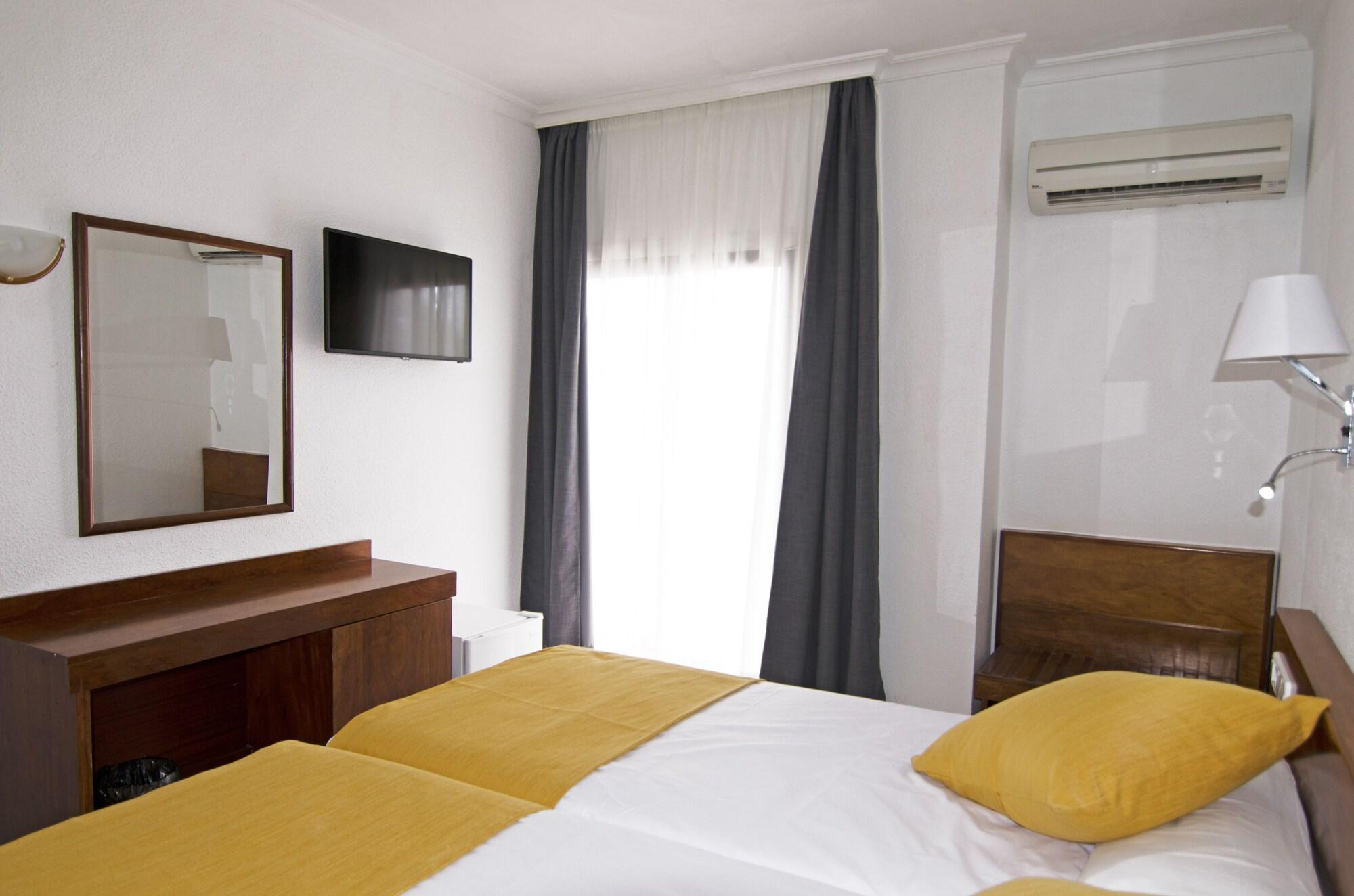 Aparthotel Vibra Bay Sant Antoni de Portmany Zewnętrze zdjęcie