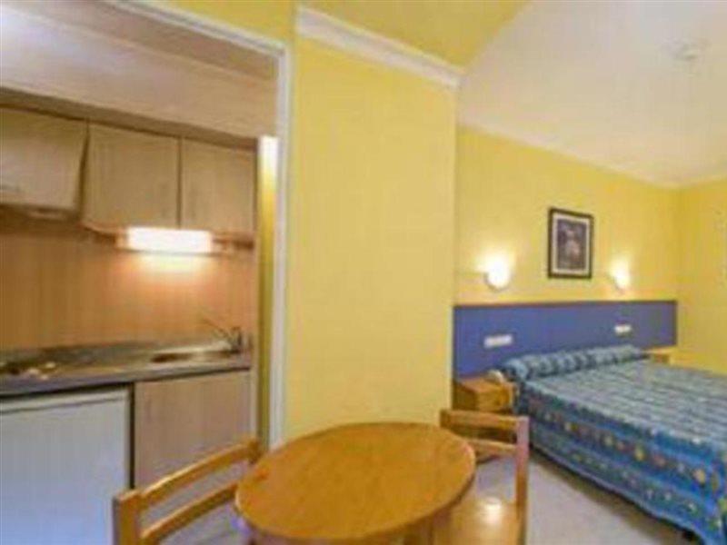 Aparthotel Vibra Bay Sant Antoni de Portmany Zewnętrze zdjęcie